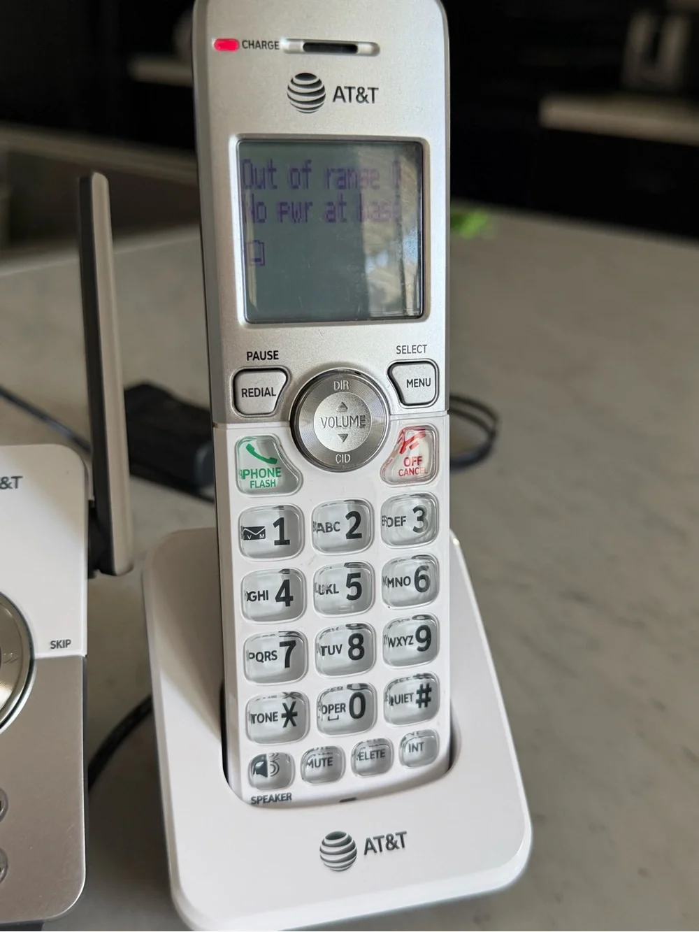 AT&T DL7310 Cordless Phone Digital Answering System w/ Bluetooth